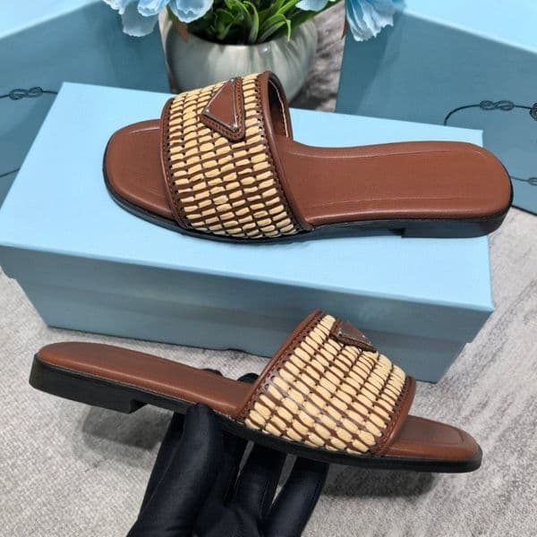 P Designer Shoes Women Woven Raffia Slide Sandals, Triangle Decor Flat Slippers, Open Toe Casual Beach Shoes Summer Straw Weave Slide, Non-slip Flat Slippers 35-42