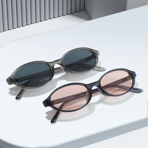 High Quality 25 New European and American Oval Frame Nerd Fake No-Makeup Personality Retro Heart-Shaped Temple Sunglasses UV Protection