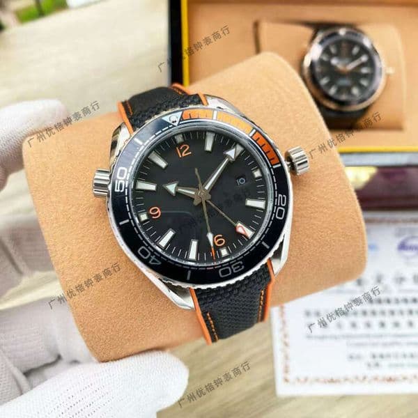 Omeijia Horse 600 Series Quarter Deep Sea Blue-Black GMT Diving Rubber Sports Men's Watch