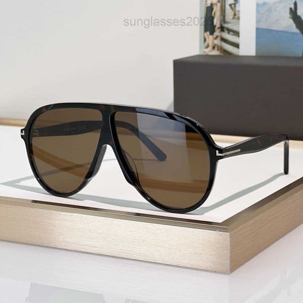 Designer Sunglasses For Women Large Elliptical frame Classic Outdoor Leisure Beach Driving a car Exquisite man Retro Toad Mirror UV protection