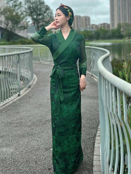 Nepal Tibetan Attire Thin Design Women Dance Gown Robe Long Sleeve Tradition Dress Girl Bhutan Sikkim Casual Clothing TP077