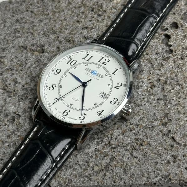Fashion Trend Simple Zeppelin Airship Commemorative Men's Watch Quartz Business Watch Three Pin Calendar Leisure Sports Watch