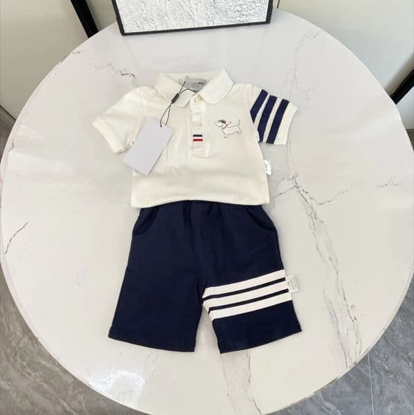 Designer Baby Kids Tshirts Shorts Sets Toddler Boys Girls Clothing Set Clothes Summer White Black Luxury Tracksuit Youth Sportsuit er