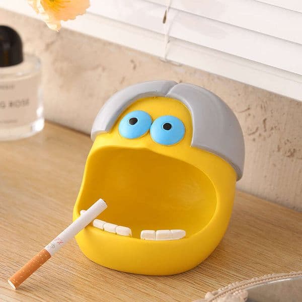 2026 New Designer Ornaments Creative Exquisite "Flat-Headed Brother" Ashtray A Trendy And Quirky Decoration For The Boyfriend's Home Living Room Or Office