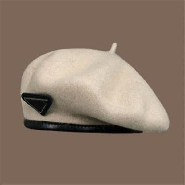 Trendy Berets Designer Letter Cashmere Hat Lady Outdoor Travel Warm Winter Windproof Caps Girls Solid Color Soft Berets Fashion Accessories