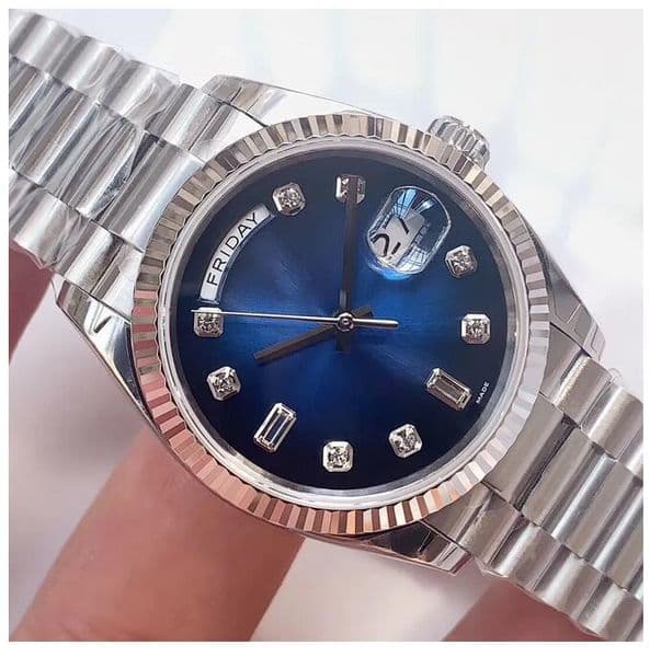 Men's automatic mechanical calendar watch, 36mm case diameter, blue dial, diamond hour markers, stainless steel bracelet.