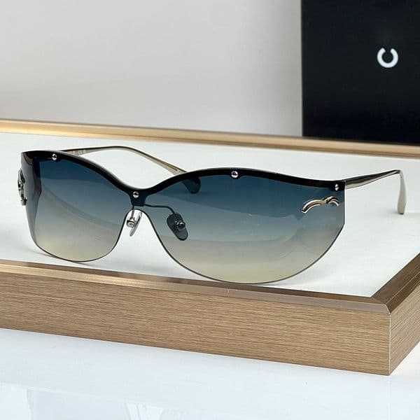 Designer Sunglasses For Women Shield Sunglasses Men CH 9582 Silver Metal Gradient Lens Y2K Daily Outfit Street Shooting Vacation Driving Shades Half frame Glasses