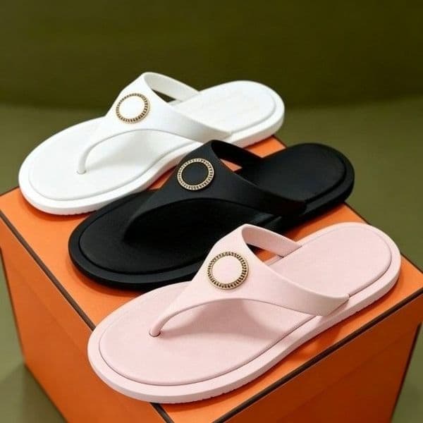 V Designer Shoes Medusa Luxurious Women Rhinestone Buckle Bow Flip Flops, Non-Slip Embossed Flat Slide Sandals, Casual Summer Beach Slippers for Ladies Plus Size 36-42