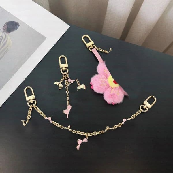 2026 New Sakura Keychain Bag Accessories Fashion Matching keychain pendant accessories
