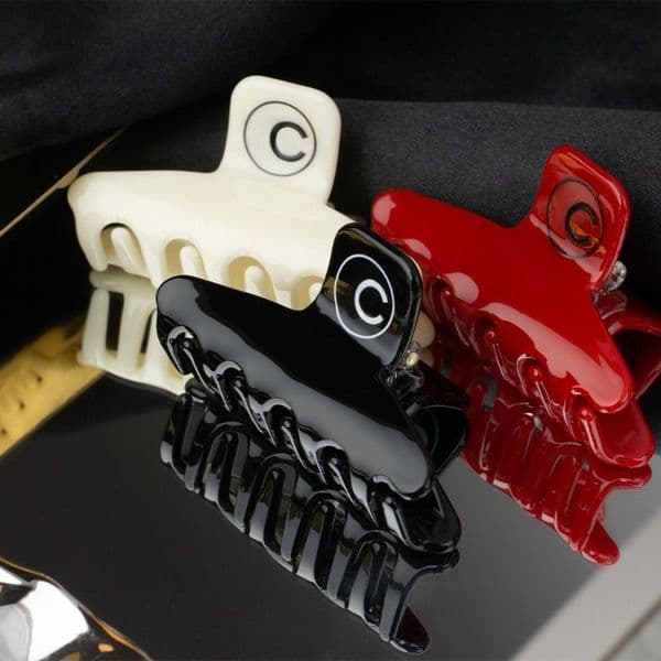 Designer Hair Clips Luxury Hair Claw Clip for Girls Women Acetate Barrettes Shark Hair Clip Non-slip Fashion Hair Jewelry Accessories