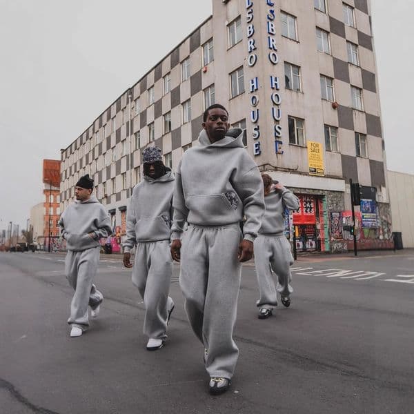 DesignerEuropean American Wholesale Personalized Printed Sweatshirt and Sweatpants Set Long Sleeve Pullover Hoodie Retro Jacket Street Fashion