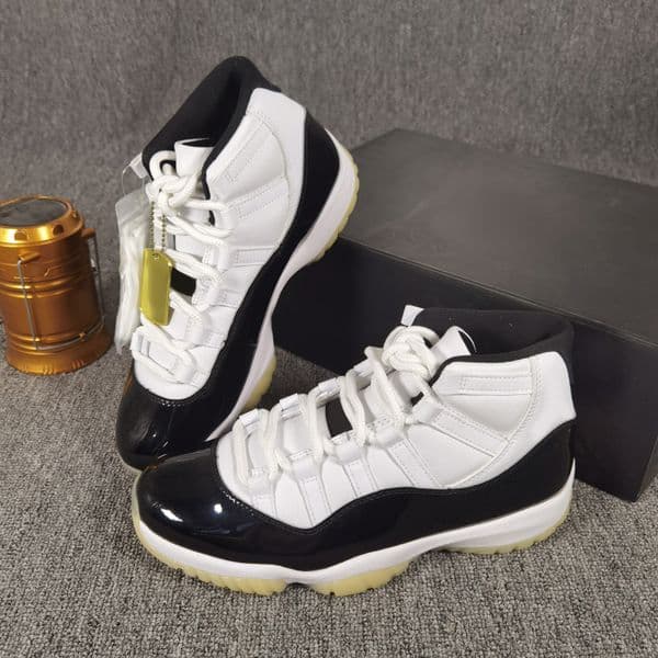 Designer 11 11s basketball shoes free shipping mens sneakers cheery cool grey concord bred DMP low 72-10 barons legend blue womens sports trainers sneaker