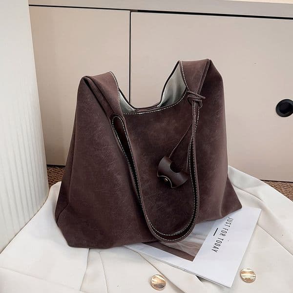 Bestseller Wholesale Japanese Minimalist Style Handheld Small Women's 2025 Winter New Large Capacity Shoulder Commuter Underarm Bag Ddmytues
