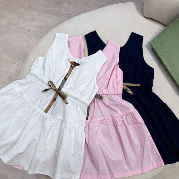 Fashion Girls Designer Clothes Checkered Pattern Summer Girl's Dresses Sleeveless Luxury Kids Princess Dress High quality Children Pleated Skirt