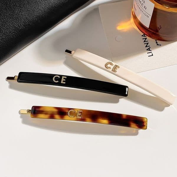 Elegant Luxury Hair Barrettes Vintage Hair Clips Designer Hair Claw Clip for Women Classic French Barrette Hair Pin Premium Acrylic Hair Accessories