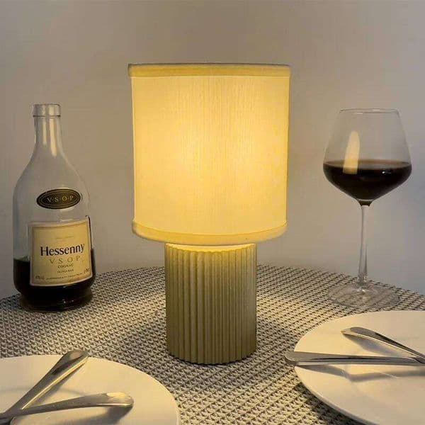 Modern designer style reading hotel home decoration 3600mAh rechargeable ribbed base fabric lampshade bedroom desk lamp