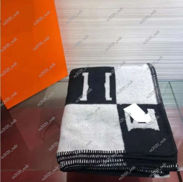 H-letter cashmere designer soft scarf shawl portable warm grid sofa bed wool knitted blanket 140-170CM