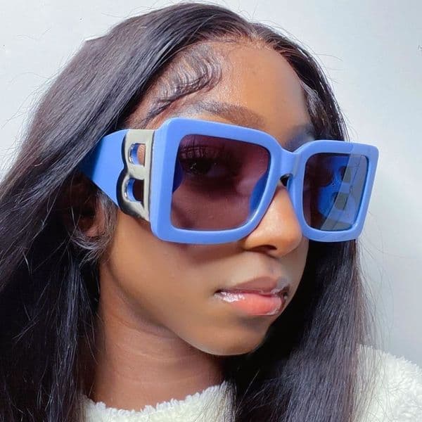 High Quality Trendy New European American Style Large Frame Square Sunglasses with B-leg Design for Women's Street Photography and Stylish Sun Protection