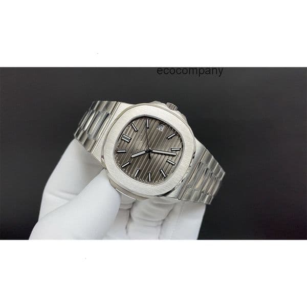 Top quality nautiluis watch 5711 mens watch super clone watches 26-330 SC mechanical movement designer watch 40mm sapphire glass 904L steel with box 7N8E