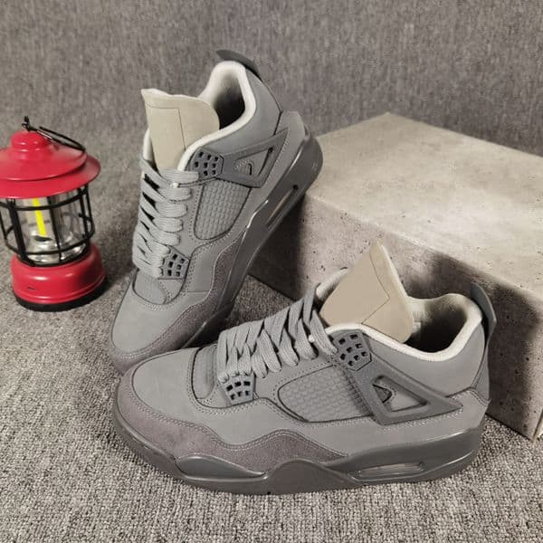 Top 4 4s Basketball Shoes Military Black Cat SP Varsity Red Thunder University Blue Cave Stone Midnight Navy Mens Womens Sports Sneakers Trainers with box