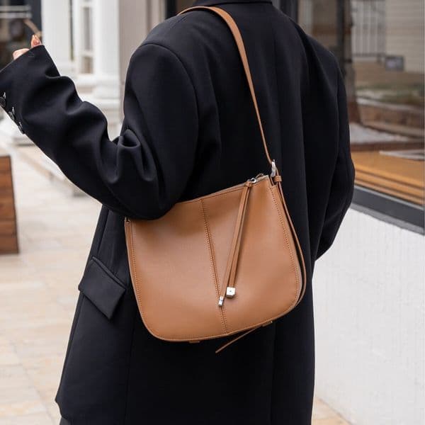 2025 New Casual Large Capacity Genuine Women's Bag Top Layer Cowhide Simple Versatile Soft Leather Crossbody Shoulder Handbag