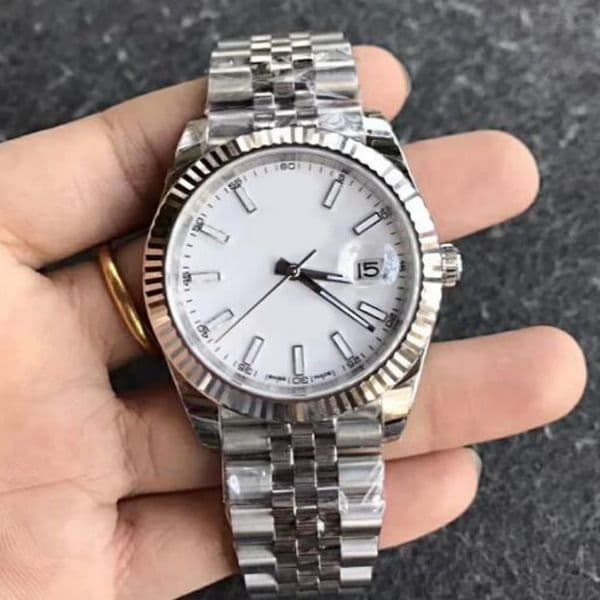 Classic men's dress watch, 41mm white dial with date window, 3235 automatic movement.