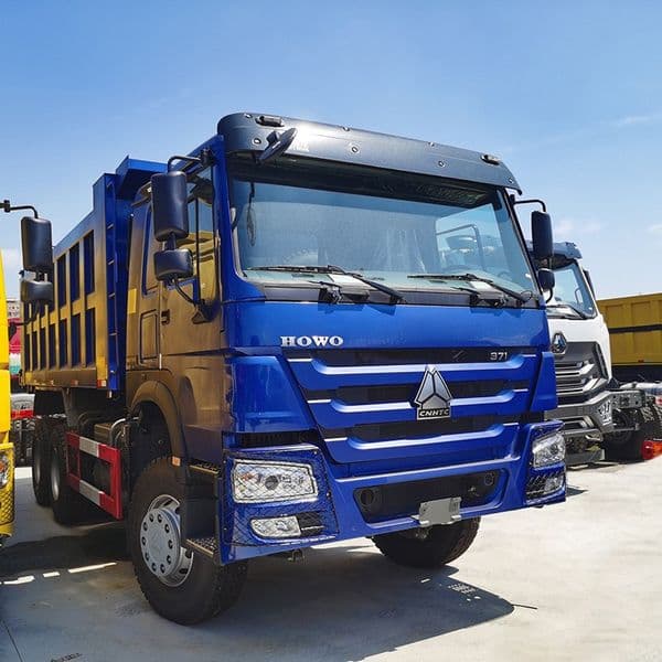 Sinotruk Howo Wear-resistant Dump Truck, Large Cargo Box Rear Tipper for Power Plant Fly Ash Transport