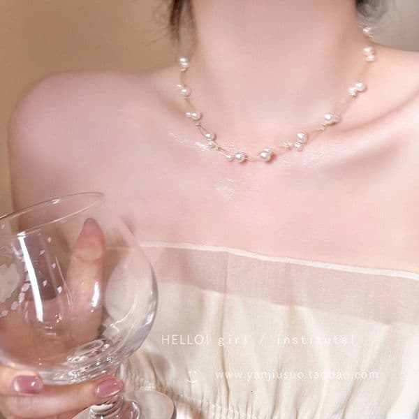 Korean-style double-layer pearl starry sky necklace for women, light luxury niche high-end choker collarbone chain, fashionable and versatile accessory