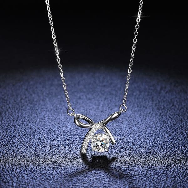 Comfortable s925 moissanite ins necklace for women, bow 1 carat necklace, silver pendant collarbone chain, live stream