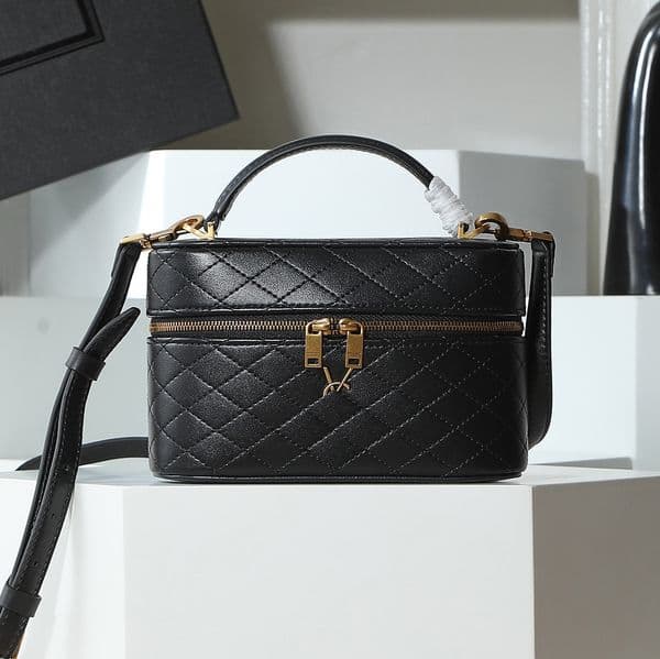 High quality designer bag casual makeup bag women's leather beauty storage bag women's toiletries bag daily necessities bag multi style crossbody bag 011