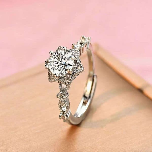 New cross-border sunflower classic for women, Moonlight and Nocturne, popular on Xiaohongshu, sparkling diamond, high-end luxury ring