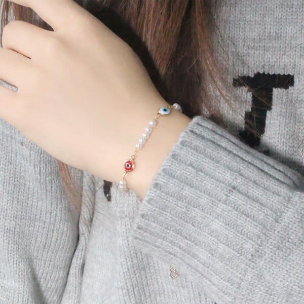 Comfortable Retro Devil's Evil Gift Earrings Eye Pearl Bracelet Trendy Party Earrings Versatile Jewelry BR2050