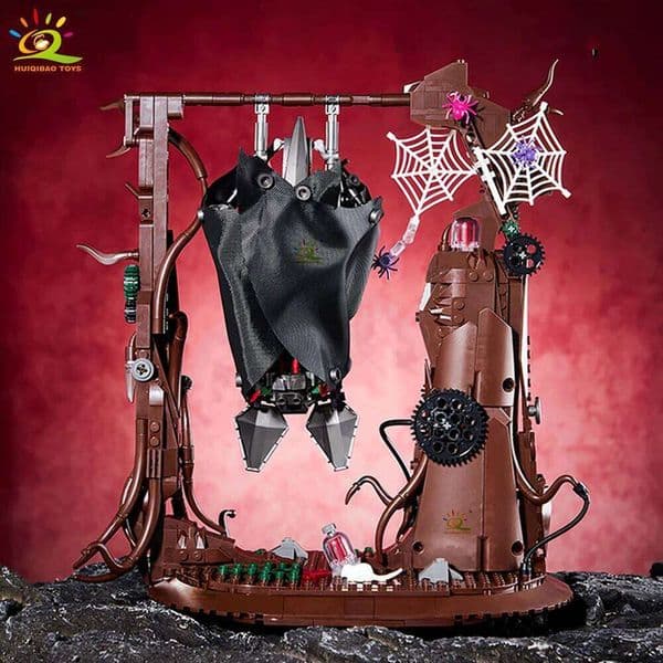 HUIQIBAO 839PCS MOC Biomimetic Bat Model Building Blocks Halloween Home Decoration City Animal Bricks Set Toy for Children Gift