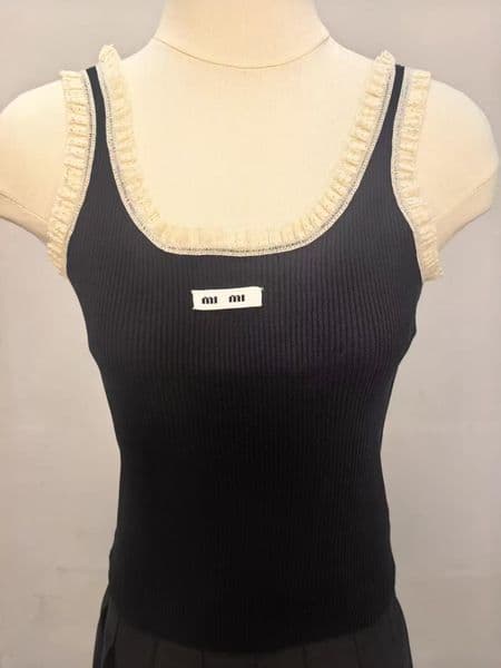 Women's Spring and Summer New Arrival Knit Lightweight Vest with Lace Trim, Fitted Sleeveless Wrap Short Top