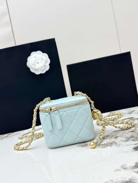 Stunning Shoulder Designer Women Loulou Puffer Suede Messenger Bag France Brand Y Quilted Leather Crossbody Handbag Lady Double Chain Straps Dhgate Bags