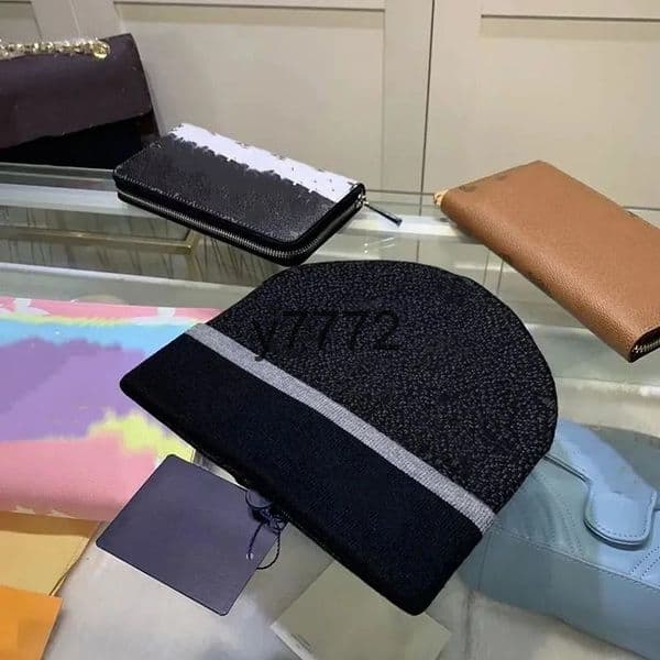 Designer beanie bonnet for men women Luxury knitted hat Beanie/Skull Caps Fashion dressy autumn hats skull outdoor womens hat travel skiing Knitted hat Top quality