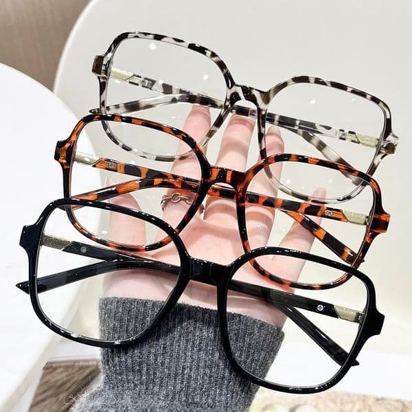 Free Shipping Large Square Frame Plain Glasses, New Korean Style, Popular Online, Natural Look For Women, High-End Gold-Rimmed Slimming Eyeglass Frames