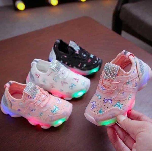 Baby Sneakers Hot Sale Children Light Sport Shoes Baby Kids Led Flashing Shoes Boys Girls School Walking Shoes Glowing Sneakers Soft Shoes