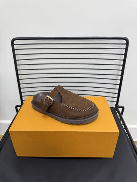 Gold sliver leather luxury design women sandal slipper flats Logo cut out leather slides cutout style open toe summer pop sandals with box card 35-42 0508
