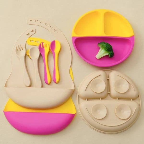 4PCS Silicone Tableware Contrasting Colors Dining Sets Suction Plate Waterproof Bib Portable Baby Spoon Fork ddmythur