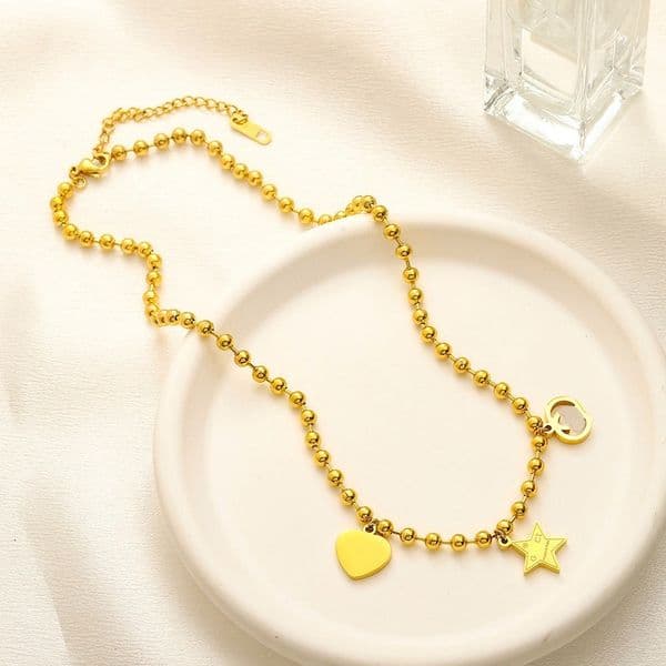 Luxury Pendant Necklaces Classic Brand Designer Necklaces Gold Silver Chain Women Chains Fashion Jewelry Gifts