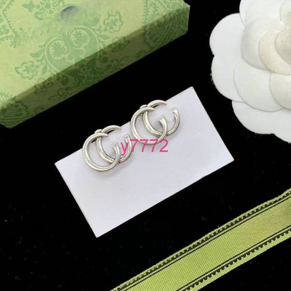 925 Silver Stud Earrings for Women Designer Jewelry Exquisite Classic Fashionable Designer Earrings With box