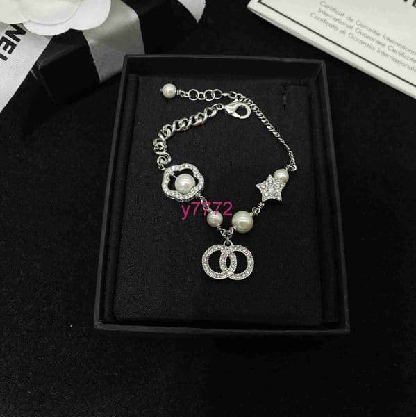 Luxury Brand Diamond Designer Bracelet 18K chain Letter Bracelet women starry classic two-piece set bracelet Gold plated jewelry gift With box