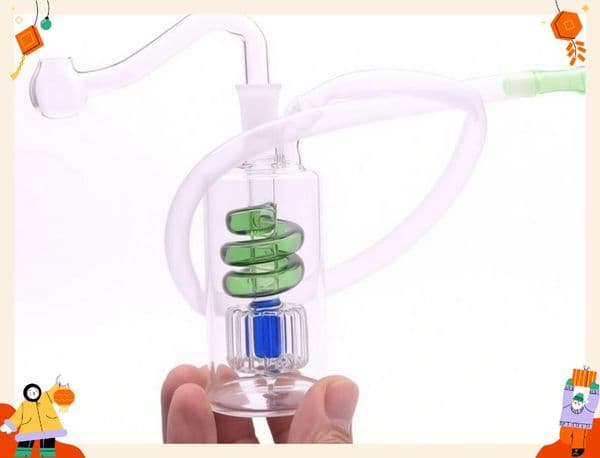 Wholesale Travel 10mm Female Mini Glass Oil Burner Bong Bubblers Pipes Hookah Bubbler Water smoking pipe Recycler mini Hand Pipe with SIlicone hose straw