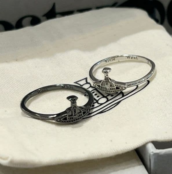 Minimalist Saturn Ring Designer Ring New Basic Saturn Ring for Women Couple Rings Black Silver Fine-Ring Planet Ring Festival party Saturn jewelry wholesale