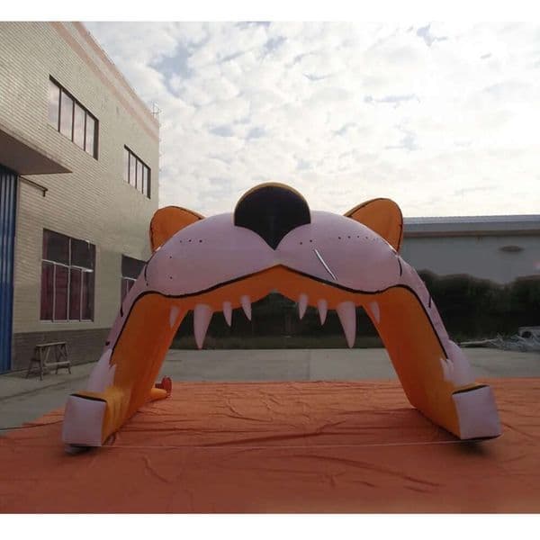 wholesale Inflatable Bouncer For Rental Business Wholesale Customized Giant Character Football Tent Inflatable Rugby Helmet Entry Tunnel For Sale