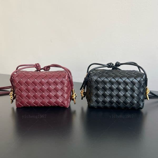 Mini Crossbody Bag Women Small Shoulder Bag Woven Leather Intrecciato Style Mirror Quality Metal Knot Zip Closure Brass Hardware Designer Luxury 17cm V1592