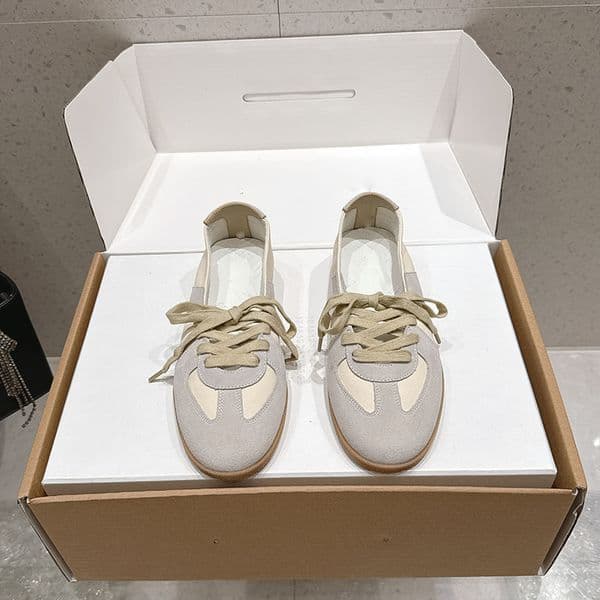 Authentic Leather Low-top Footwear with Comfortable Soles