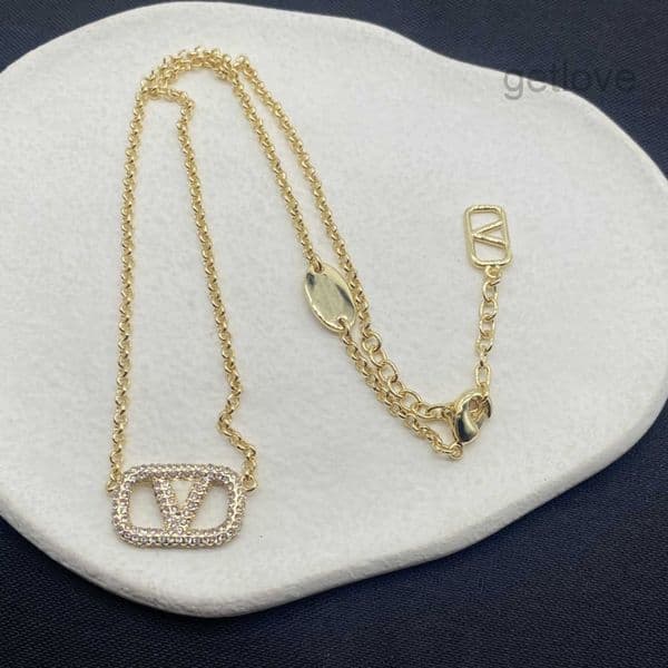 Fashion brand gold diamond necklace designer designed for women Christmas gifts