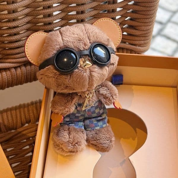 Designer Bear Keychain High Quality Bag Charms Pendant Keychain Car Decoration Leather Bag Pendant High Quality Charm Accessories